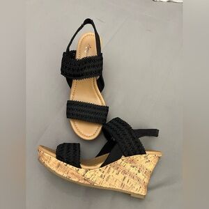 American Eagle Black Wedge Sandals 8.5